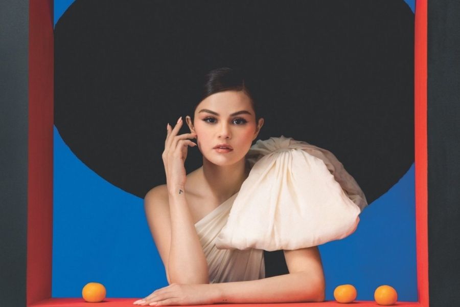 Selena Gomez mostra tracklist do EP 'Revelación'